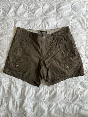 Women’s Vintage Columbia Brown Cargo Shorts (4)